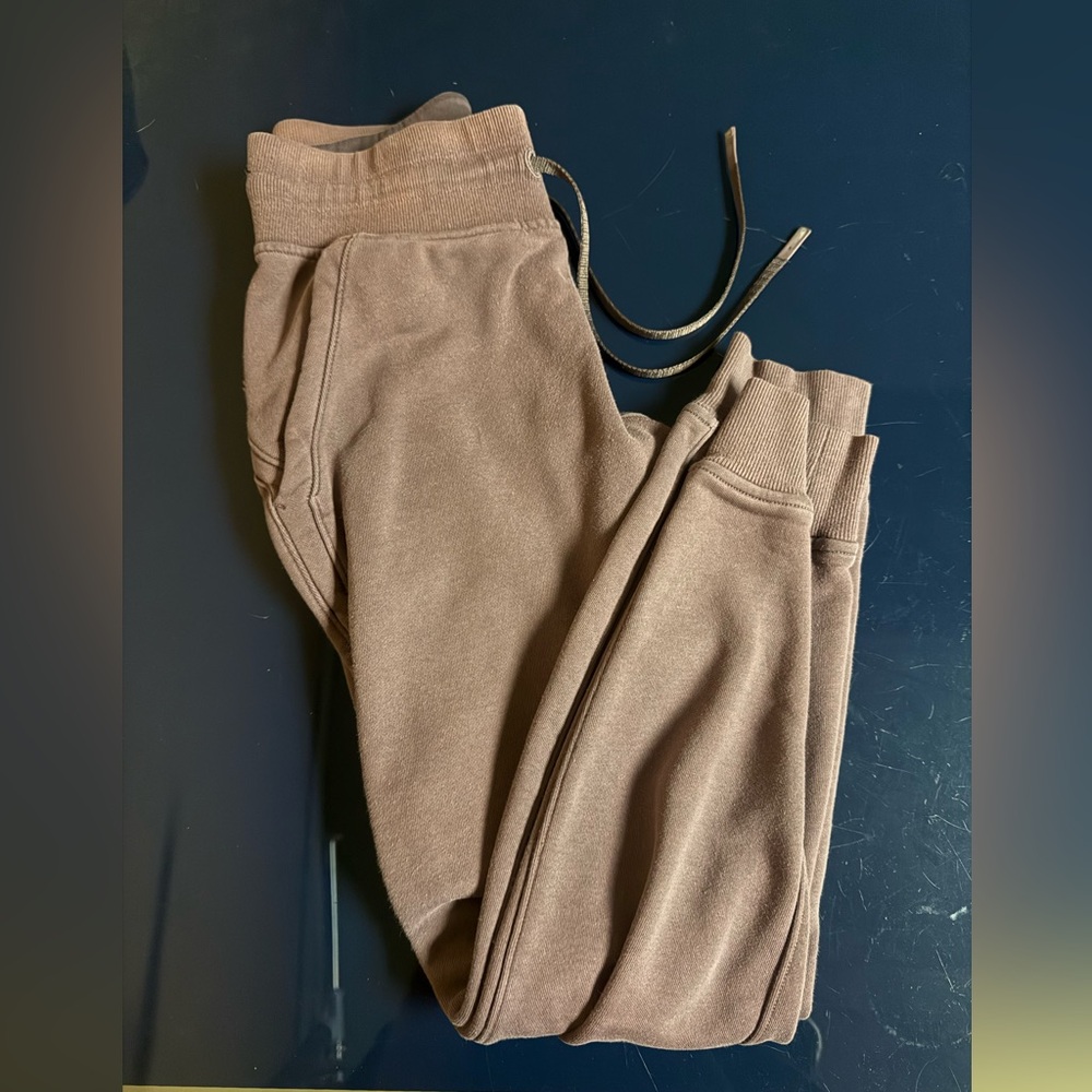 lululemon athletica light purple joggers